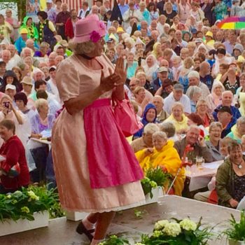 Hansy Vogt - Frau Wäber